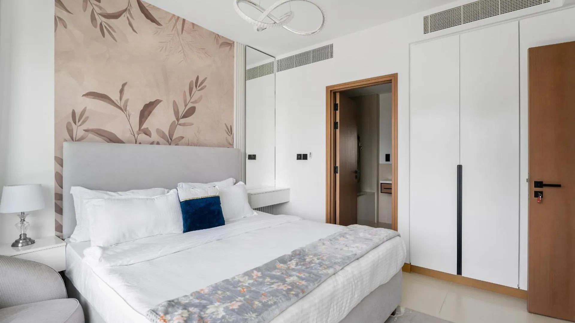 Vayk - Sleek & Stylish 1Br In Vida Dubai Marina Apartment United Arab Emirates