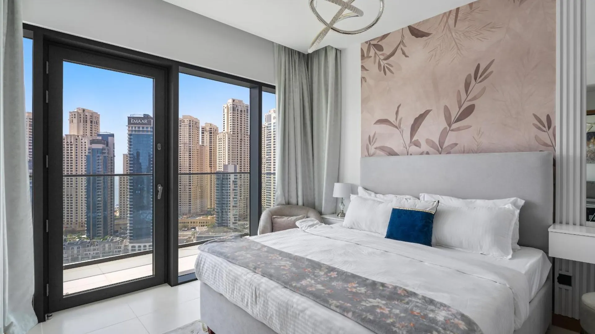 Vayk - Sleek & Stylish 1Br In Vida Dubai Marina Apartment United Arab Emirates